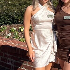 Selfie Leslie silk halter tie dress